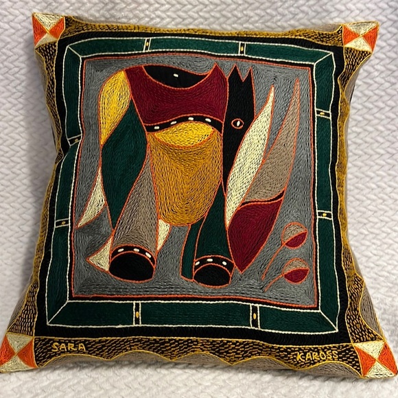 Kaross African Hand Embroidered Colorful Cloth Pillow Cover "Sara" 17x17 - Picture 1 of 5